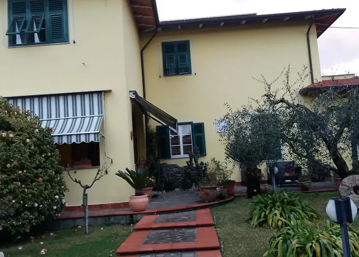 Casa Ma.ri Ferienhaus Luni